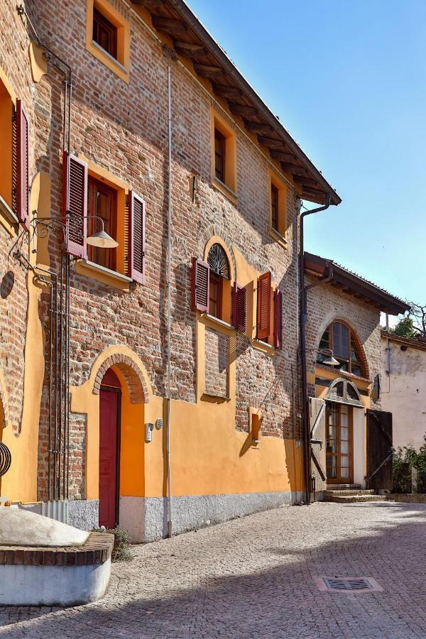 Villa Pesce, Mombaruzzo Exteriör bild